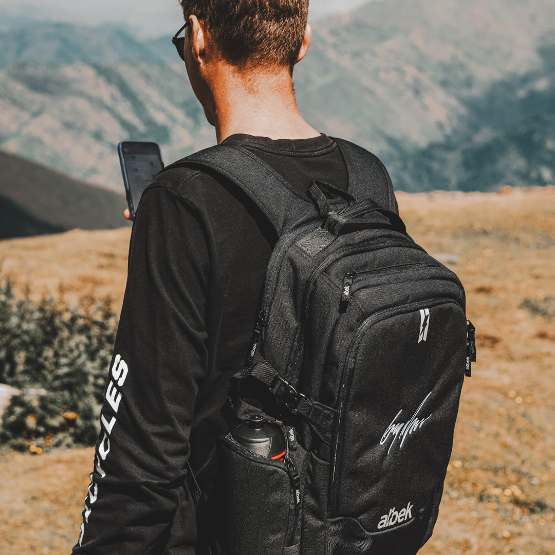 Dudley Backpack Covert Black